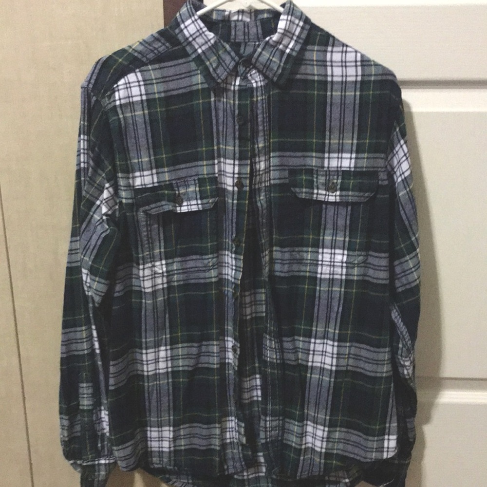 A nice plaid shirt for the winter.